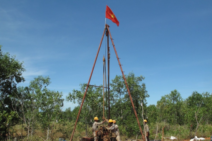 Hoàn thiện thể chế quản trị tài nguyên địa chất hiện đại
